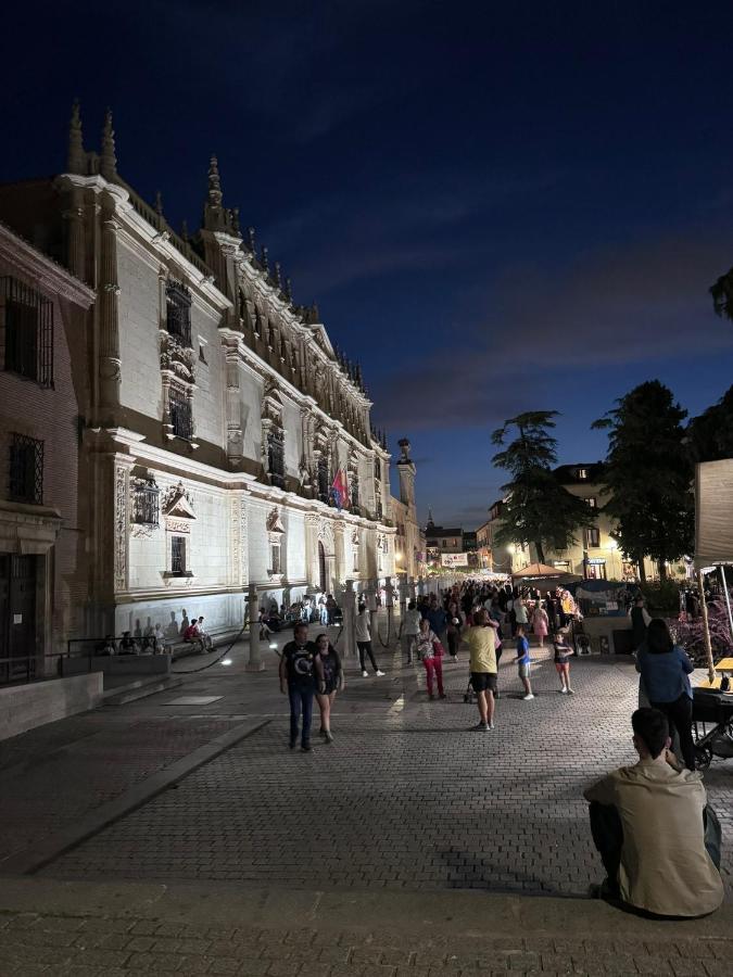 Sonar En La Plaza Cervantes 1 อัลกาลาเดเอนาเรส ภายนอก รูปภาพ